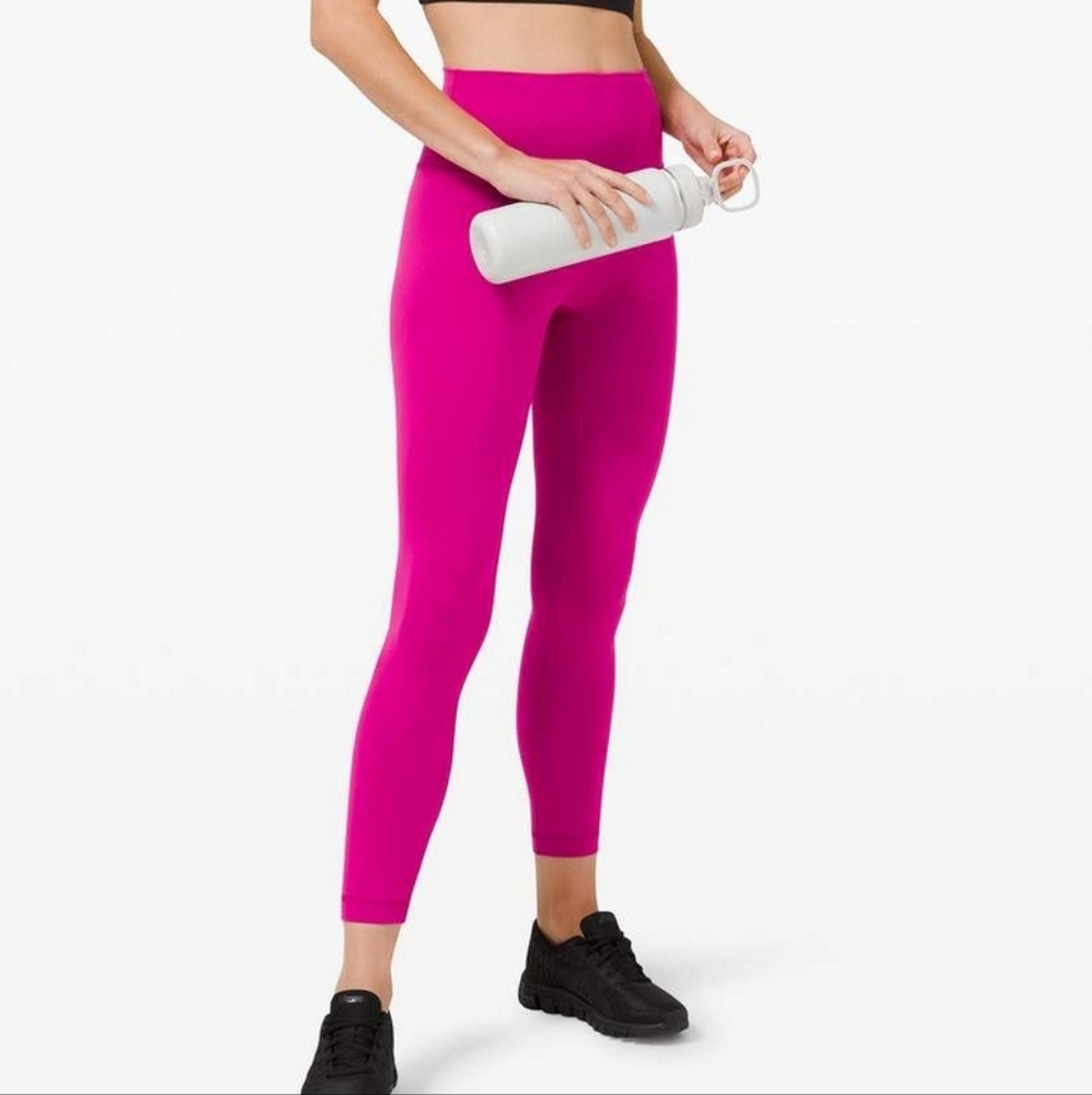 Lululemon Wunder Train size 8 pink
